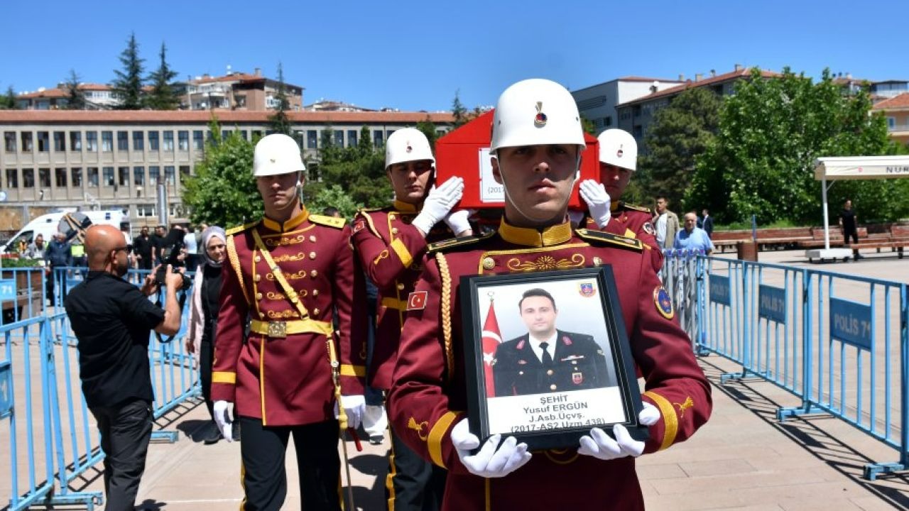 Ankara'da trafik kazasında şehit olan Jandarma Astsubay Üstçavuş Ergün, Kırıkkale'de son yolculuğuna uğurlandı