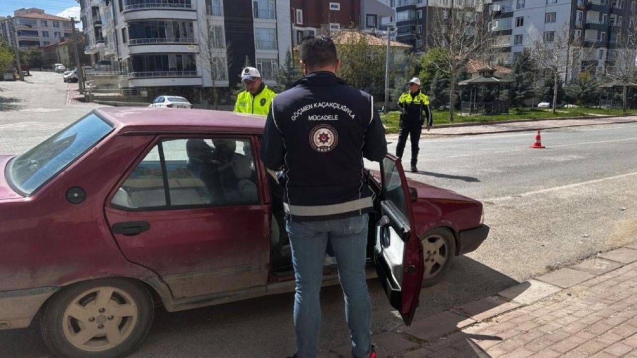 Kırşehir'de 30 düzensiz göçmen yakalandı