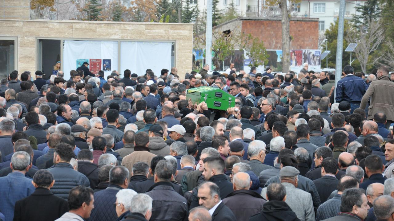 50 yaşında hayata veda etti