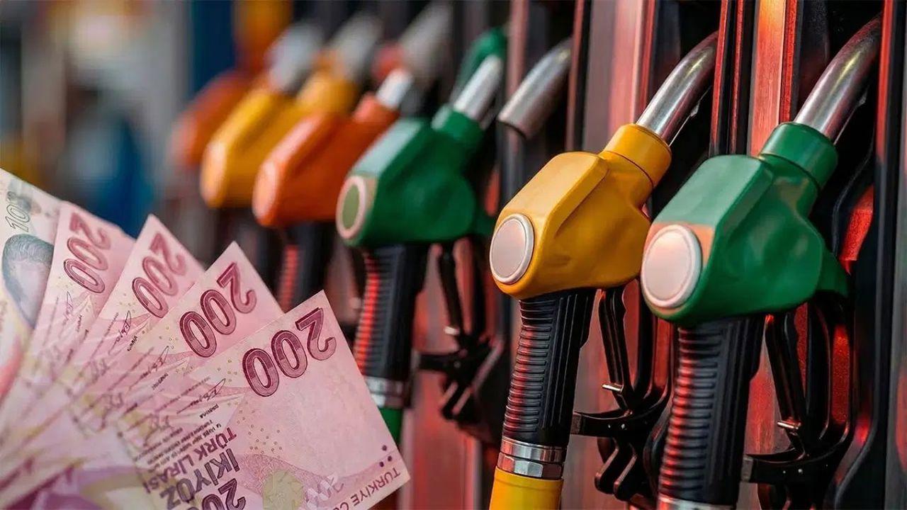 Akaryakıtta indirim: Motorin ve benzinde tabelalar değişti