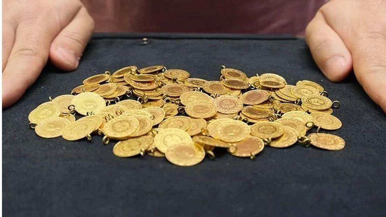 Altın için yıl sonu tahmini değişti: Dev banka yeni rakamı açıkladı