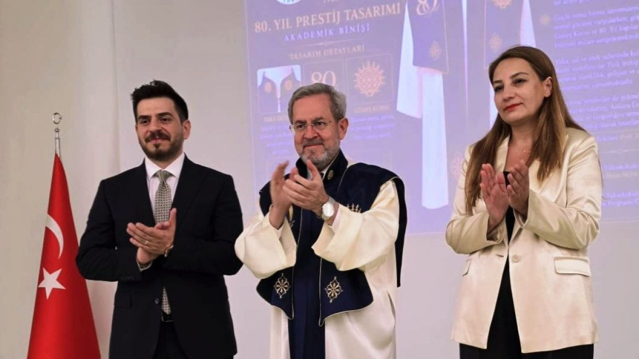 Ankara Üniversitesi Rektörü Ünüvar, Beypazarı Meslek Yüksekokulu'nu ziyaret etti