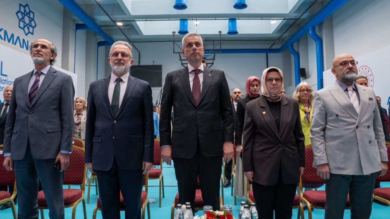 Bakan Memişoğlu, Vital Simülasyon Merkezi'nin açılışında konuştu: