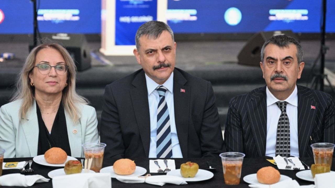 Bakan Tekin, Nevşehir'de "Muharrem Ayı Oruç Açma ve Lokma Paylaşımı Programı"nda konuştu:
