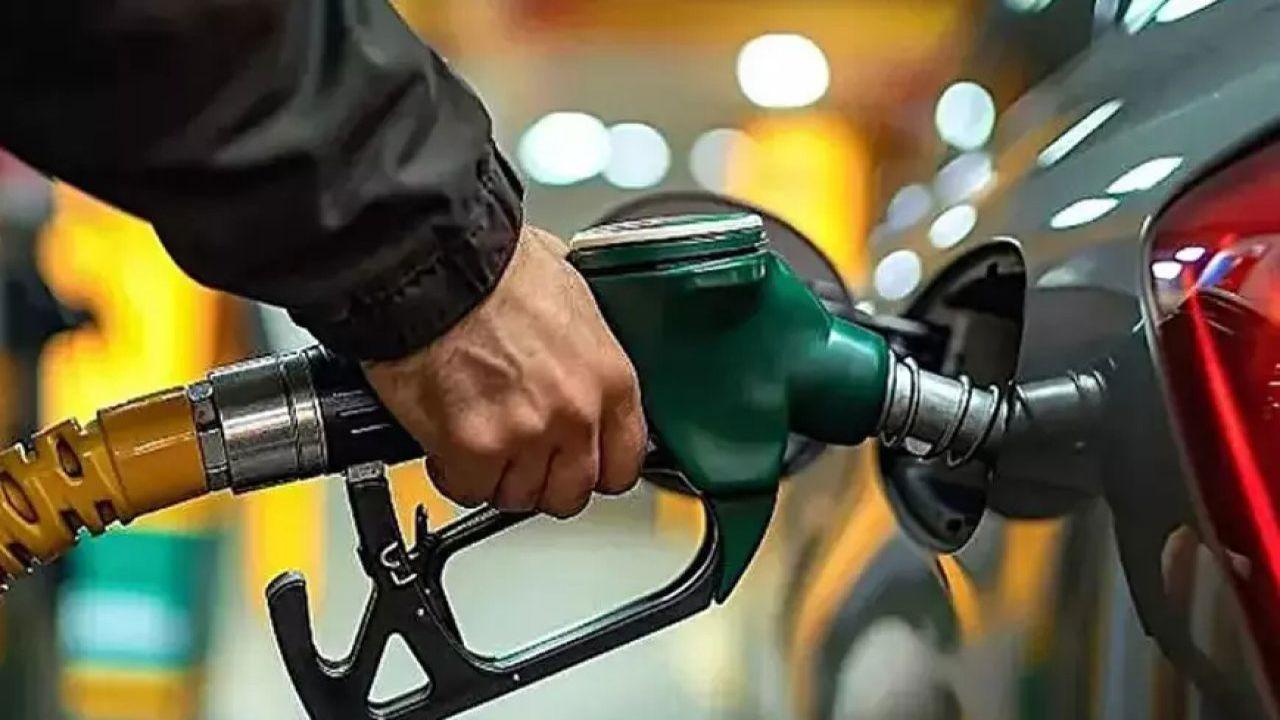 Benzine indirim geliyor: Pompa fiyatları gece yarısı değişecek