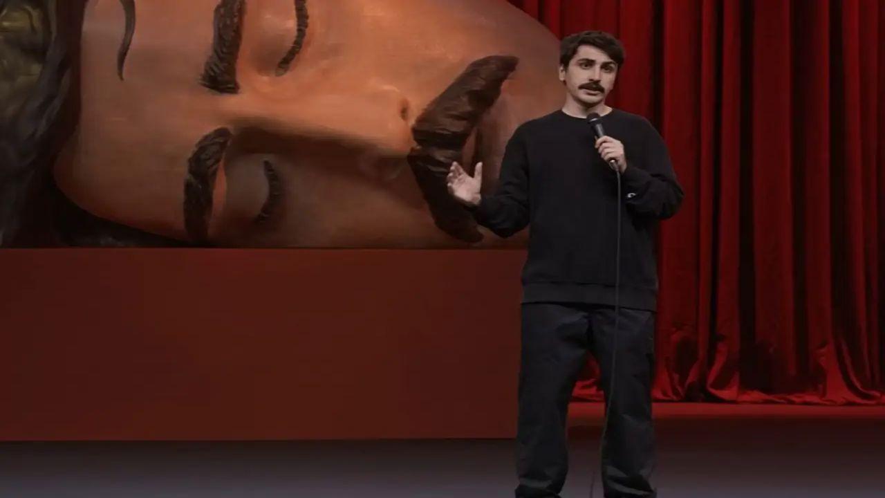 Deniz Göktaş Stand Up gösterisiyle gündemde