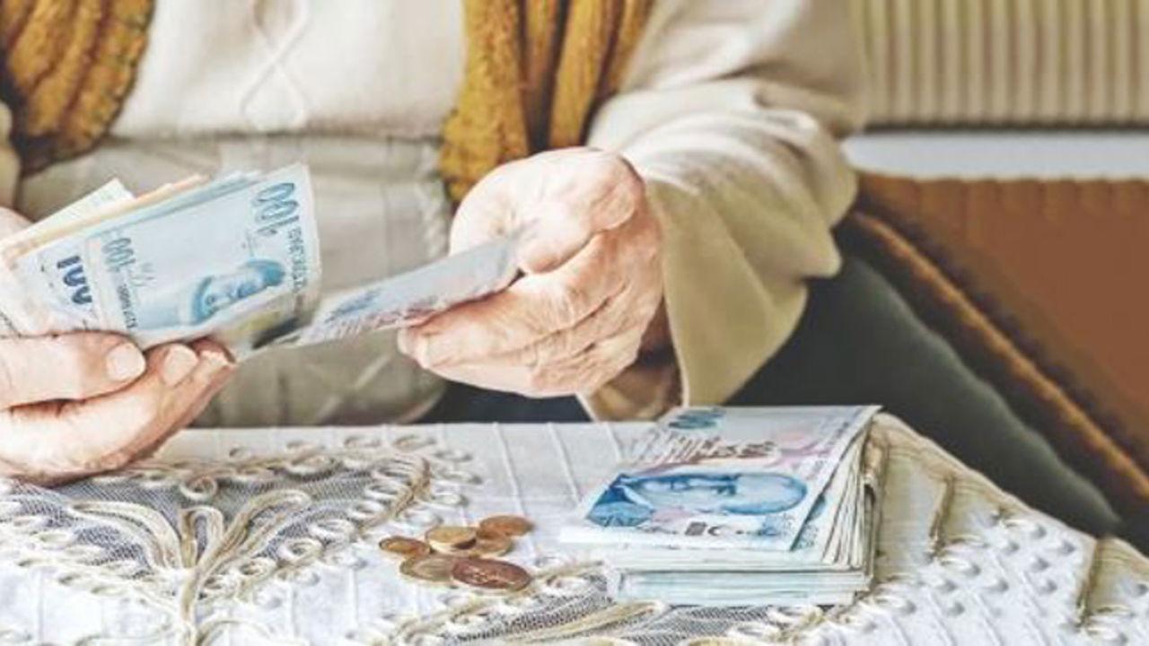 Emekli maaşında yeni sürpriz: Kök Aylık ve ek ödeme hesabı değişiyor