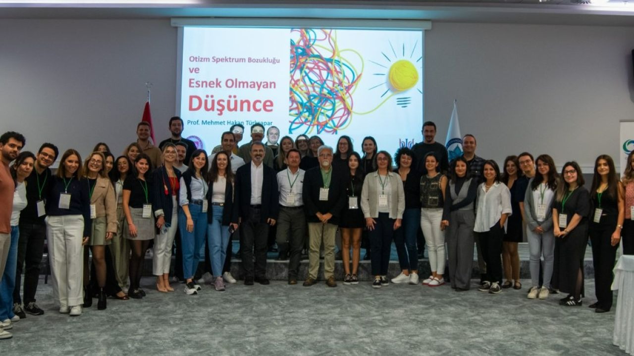 Eskişehir'de "4. Otizm Okulu" programı düzenlendi