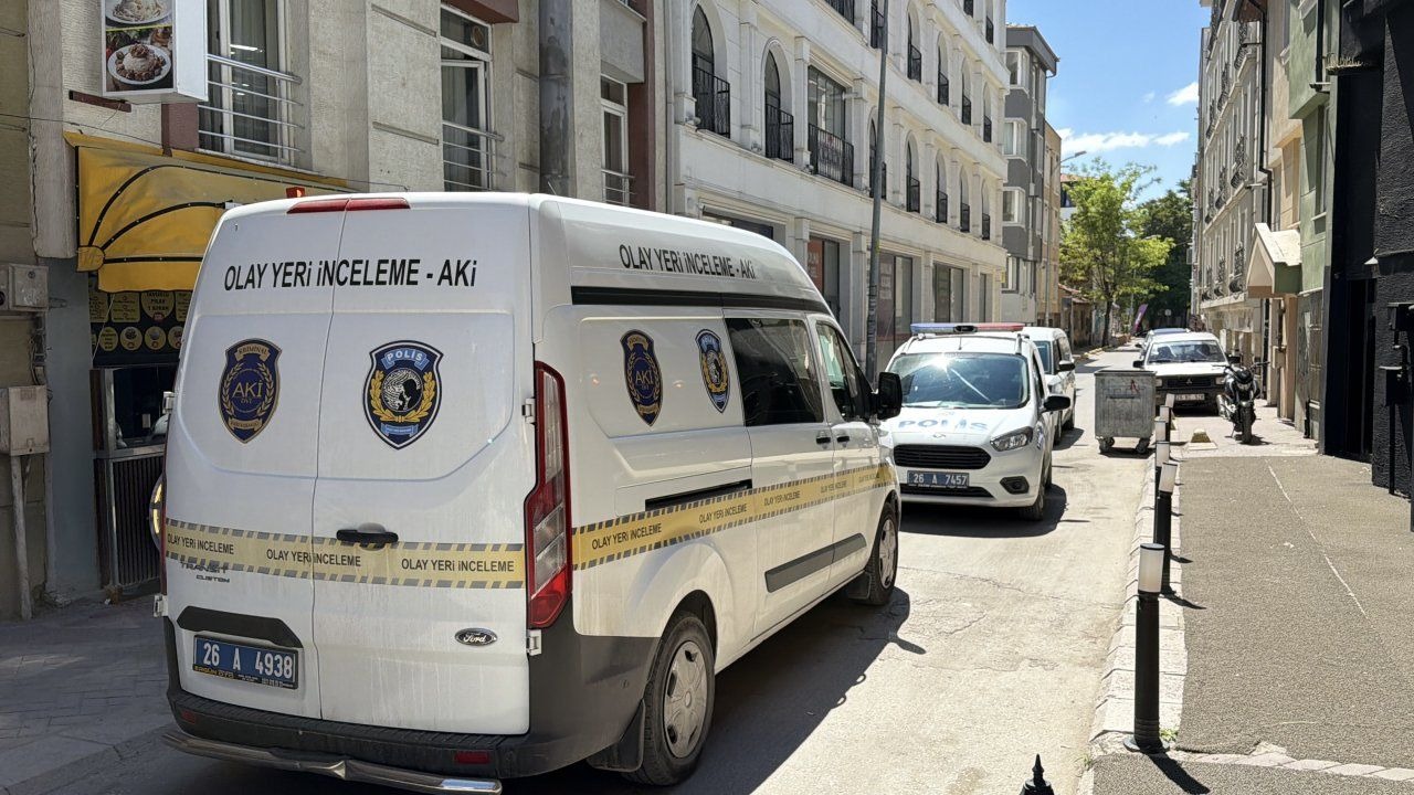 Eskişehir'de bir kişi konakladığı apart odasında ölü bulundu