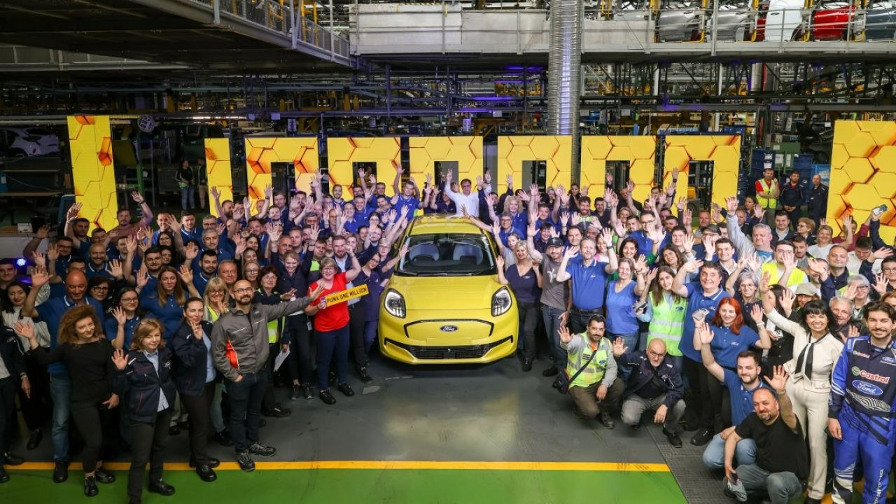 Ford Otosan Craiova Fabrikası'nda 1 milyonuncu Ford Puma üretildi