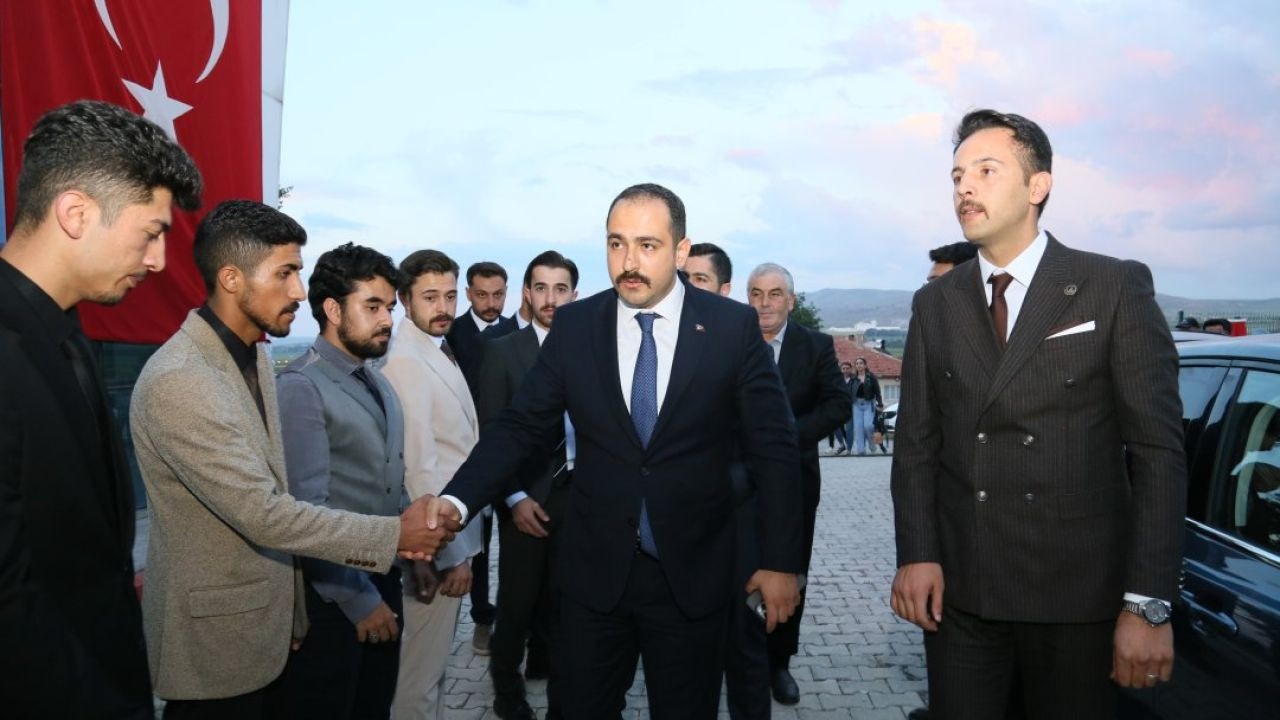 Gemerek'te Ülkü Ocakları "Şahlanış Gecesi" düzenledi
