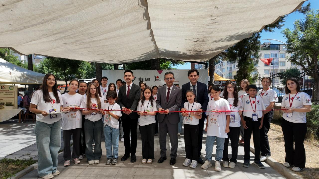 Karaman’da bilim rüzgarı esti