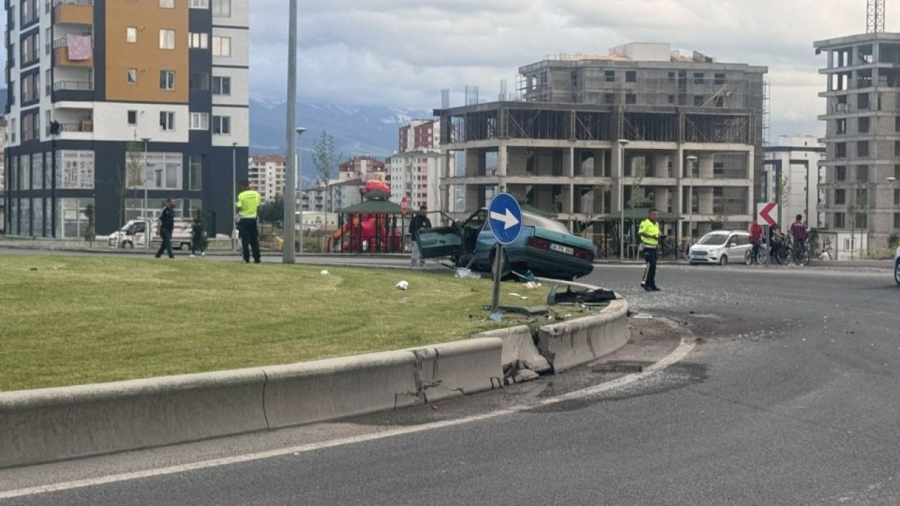 Kayseri'de trafik kazasında 4 kişi yaralandı