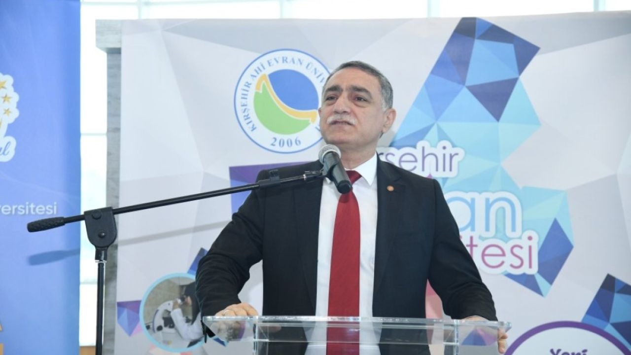 Kırşehir Ahi Evran Üniversitesinde bayramlaşma töreni düzenlendi