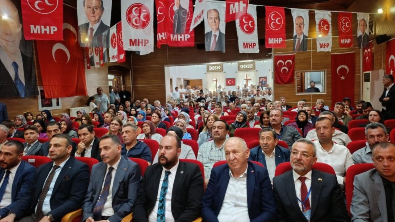 MHP Nallıhan İlçe Başkanlığı'nın 14. Olağan Kongresi yapıldı