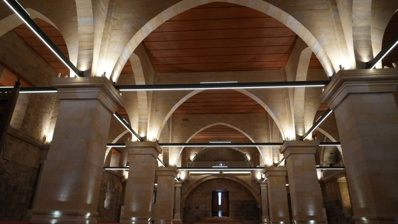 Niğde'de restorasyonu tamamlanan Sungurbey Camisi ibadete açıldı