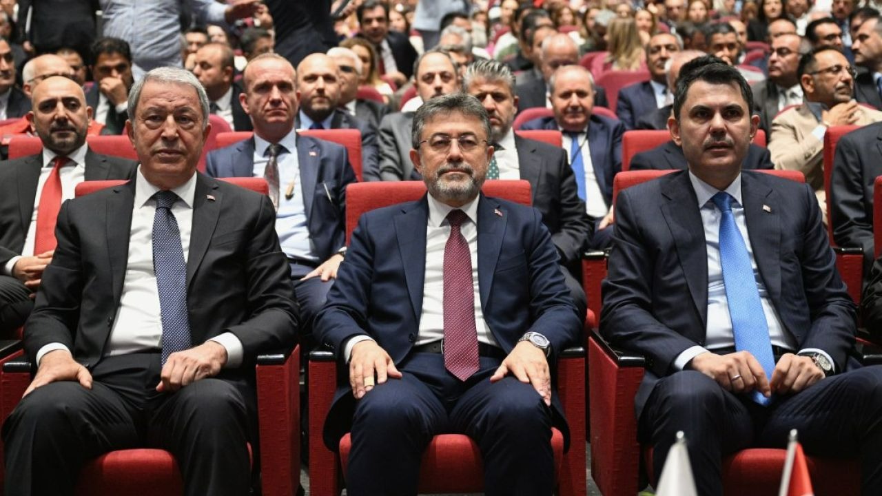 Tarım ve Orman Bakanı Yumaklı, Erciyes Zirvesi’nde konuştu: