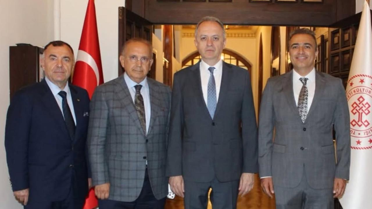 Vali Çiçek Karaman için Ankara'ya gitti