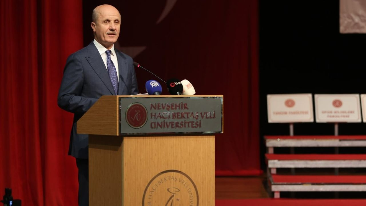YÖK Başkanı Özvar, Nevşehir Hacı Bektaş Veli Üniversitesi Mezuniyet Töreni'nde konuştu: