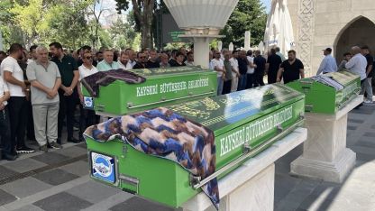Aksaray'da trafik kazasında hayatını kaybeden 3 kişinin cenazesi Kayseri'de defnedildi