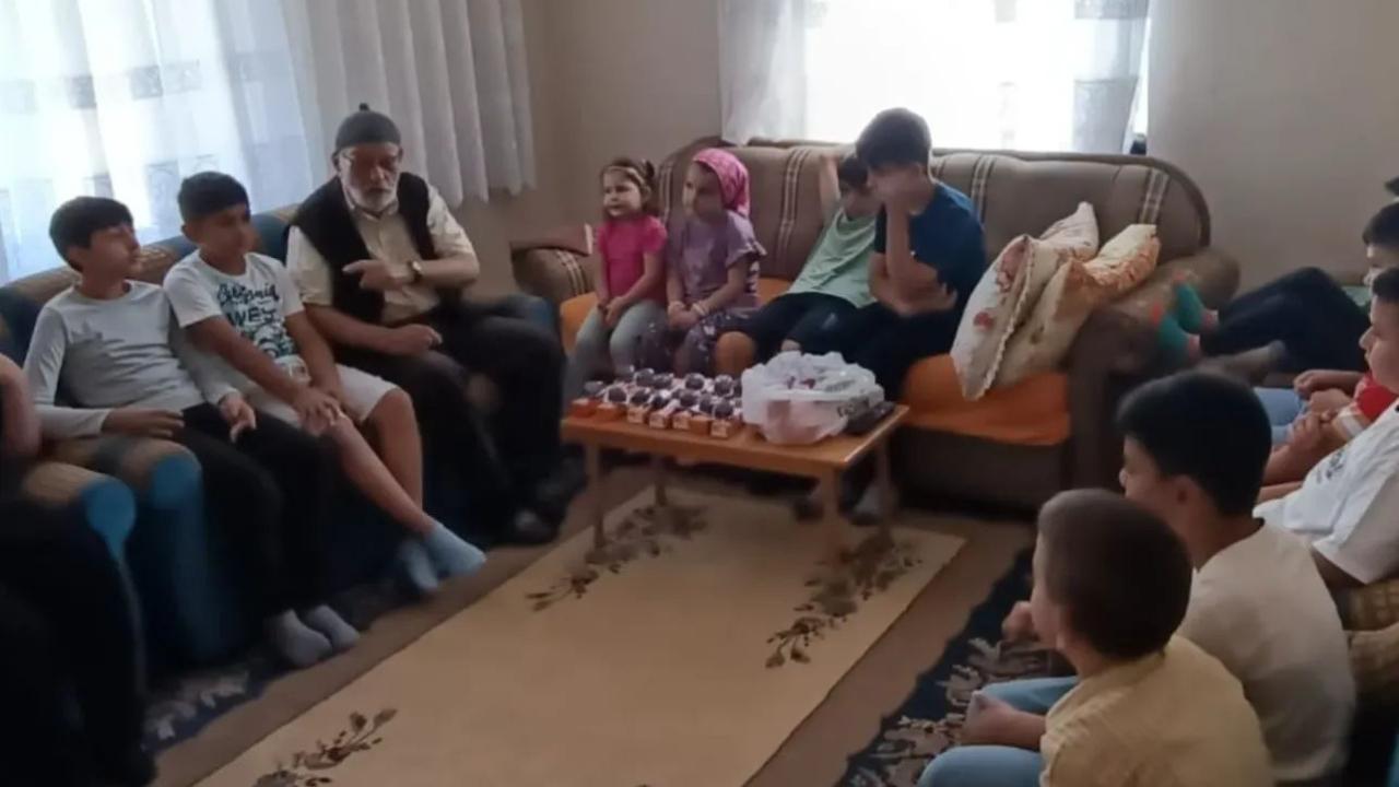 Gönüllere dokundular