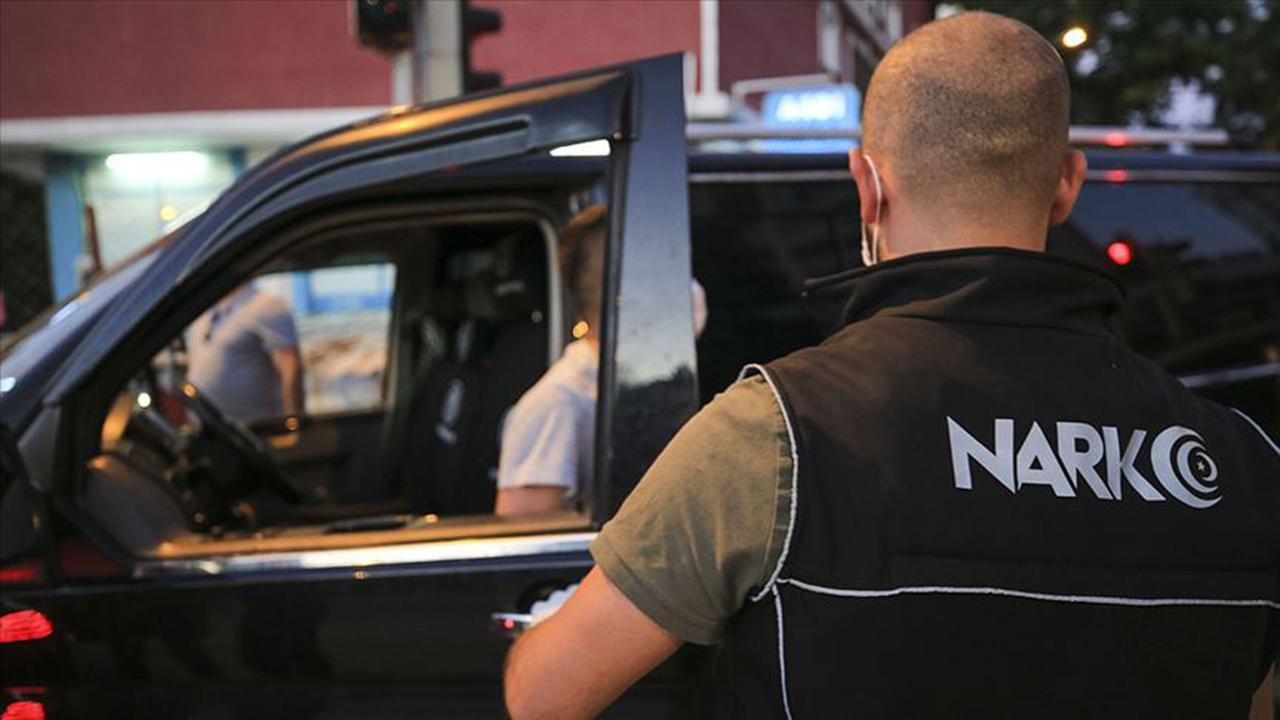 Karaman'da zehir tacirlerine darbe