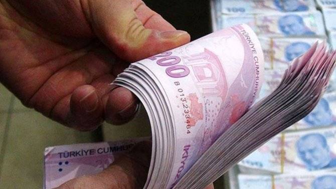 Bankalar Yarışı Kızıştırdı: Emekliye 20, 25 ve 32 Bin TL Karşılıksız Para